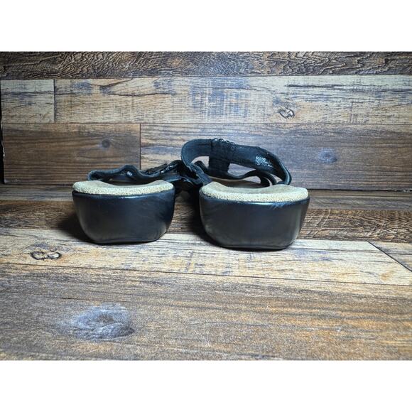 Women's Sz 9 Clarks Slip On Sandals Boho Summer Sandals - Picture 8 of 9